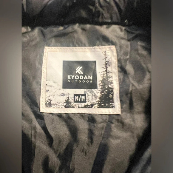 Kyodan Outdoor Sz M Black Quilted Vest performance and protection. - Picture 9 of 15